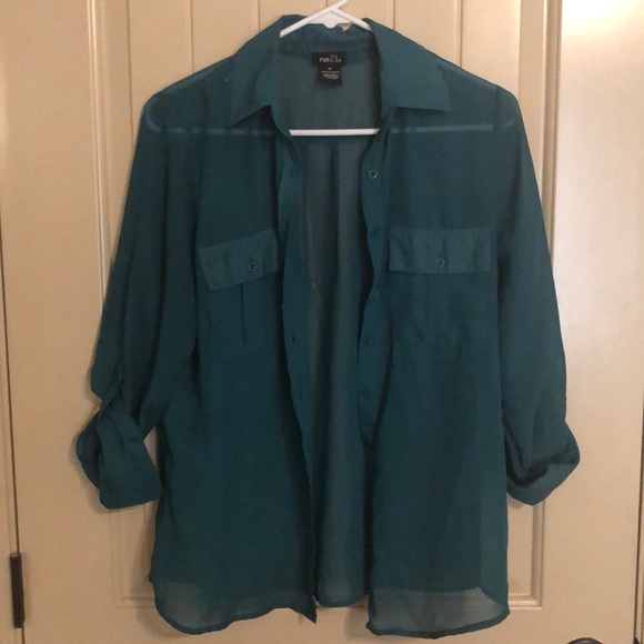 Button down shirt - Picture 2 of 4